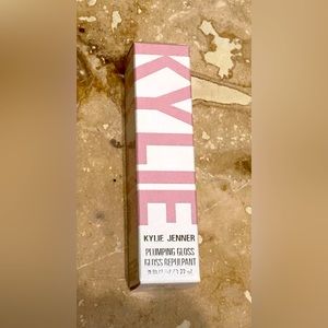 KYLIE COSMETICS- PLUMPING GLOSS “NOT YOUR BAE” #732